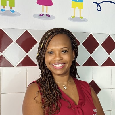 Pró Ana Cláudia, professora do G2 e G3 do CEC