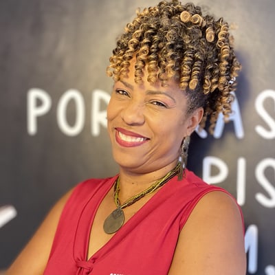 Pró Luciene, professora do 3º ano do CEC