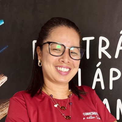 Pró Marli, professora do 3º ano do CEC