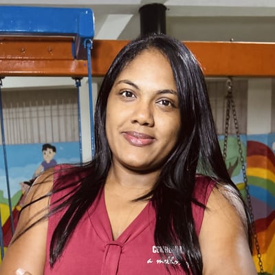 Tia Priscila, de Informática do CEC